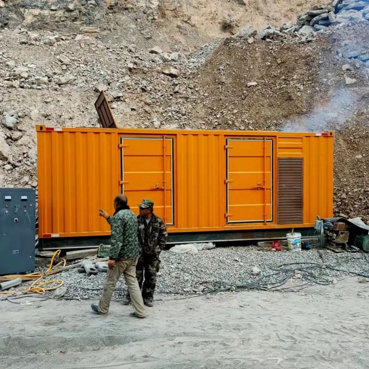广河如何选择适合自己的 800KW 柴油发电机组?
